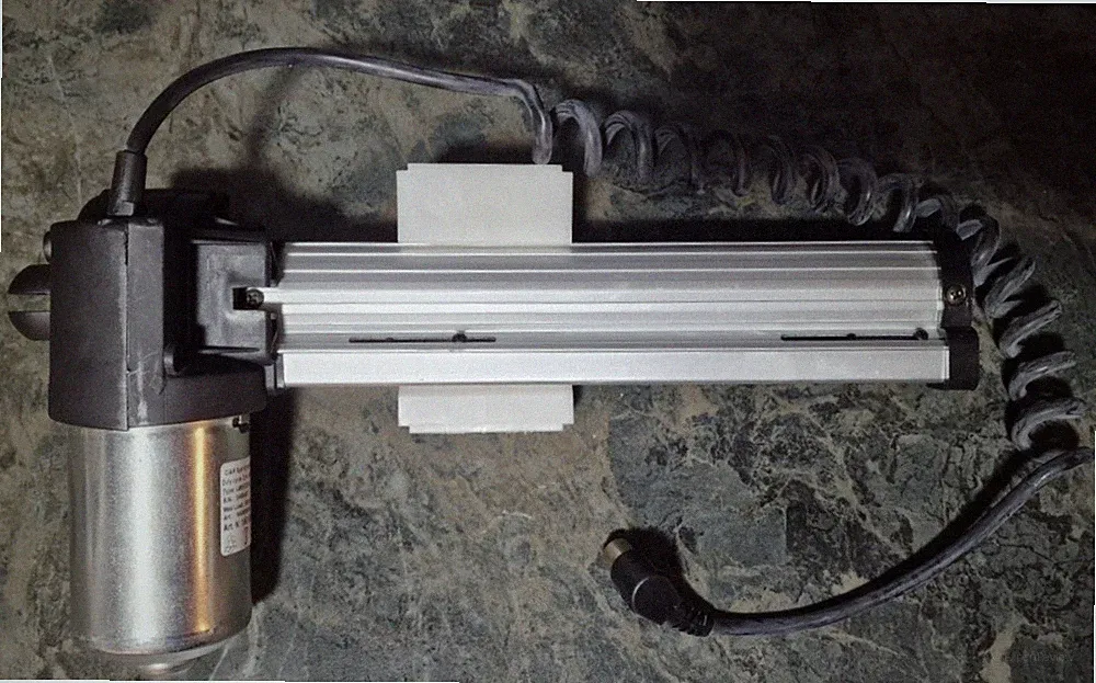 Himolla Cumulus Sessel mit Aufstehhilfe Linearmotor CIAR SpA LM65/24V/5A