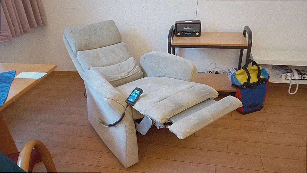 Relax-Luxus-Sessel „Cumulus“ mit Aufstehhilfe und Herzwaage