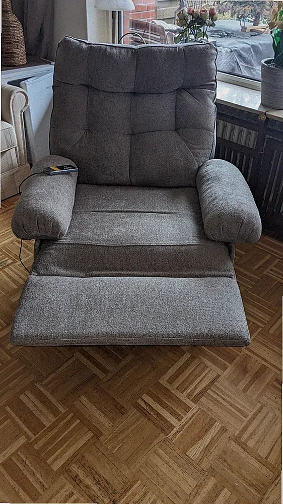 TOP Fernsehsessel elektrisch mit Aufstehhilfe, 80 B, 112 H, 90 T; kaum gebraucht